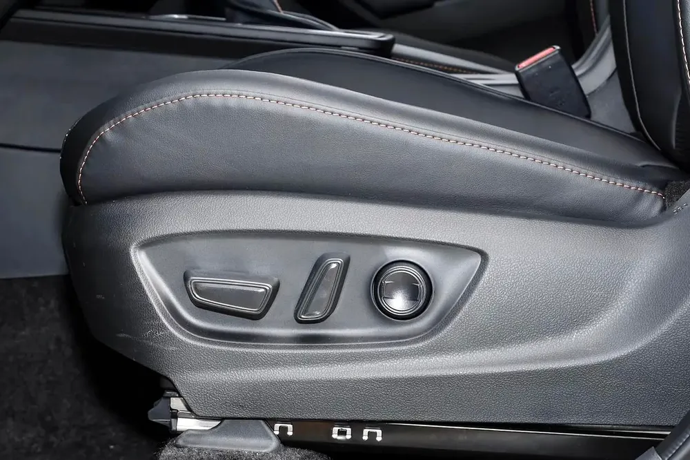 New Face Toyota Corolla Cross Elite Hybrid - Image 18