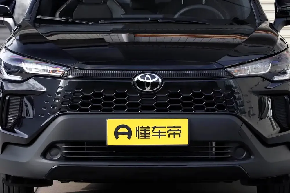 New Face Toyota Corolla Cross Elite Hybrid - Image 8
