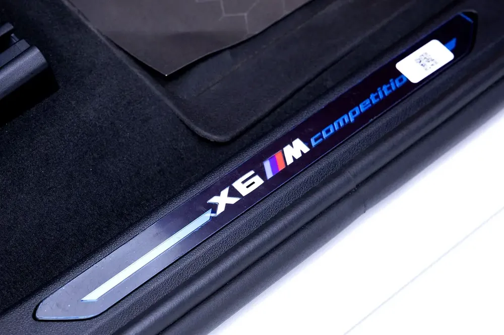 2024 BMW X6M Competition - Unrivaled Performance and Luxury - Image 13