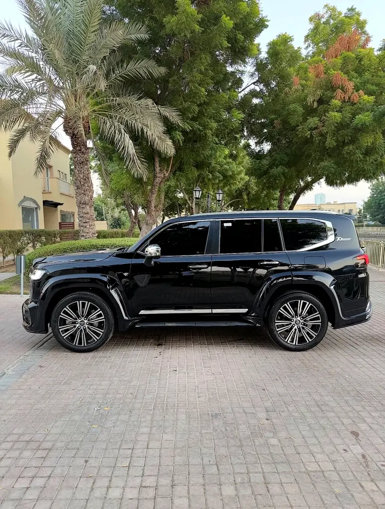 2026 Toyota Land Cruiser 4.0L - GCC Specs - Brand New! - Image 9