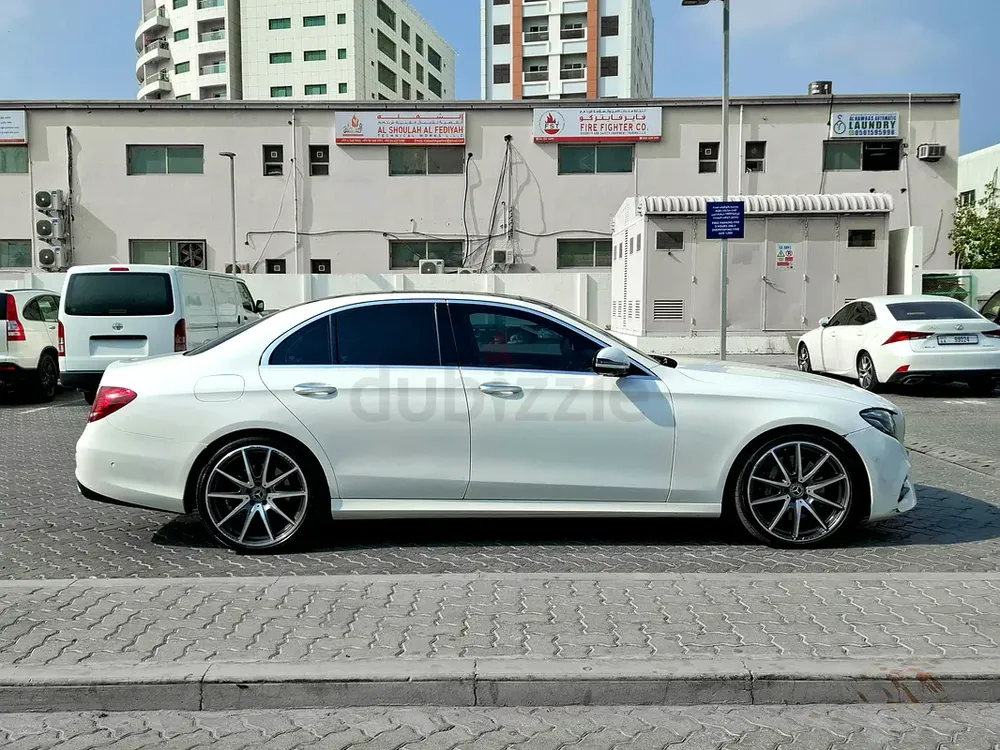 AED 1292/month | 2019 Mercedes-Benz E-Class E 350 | GCC Specs | Ref#408747 - Image 4