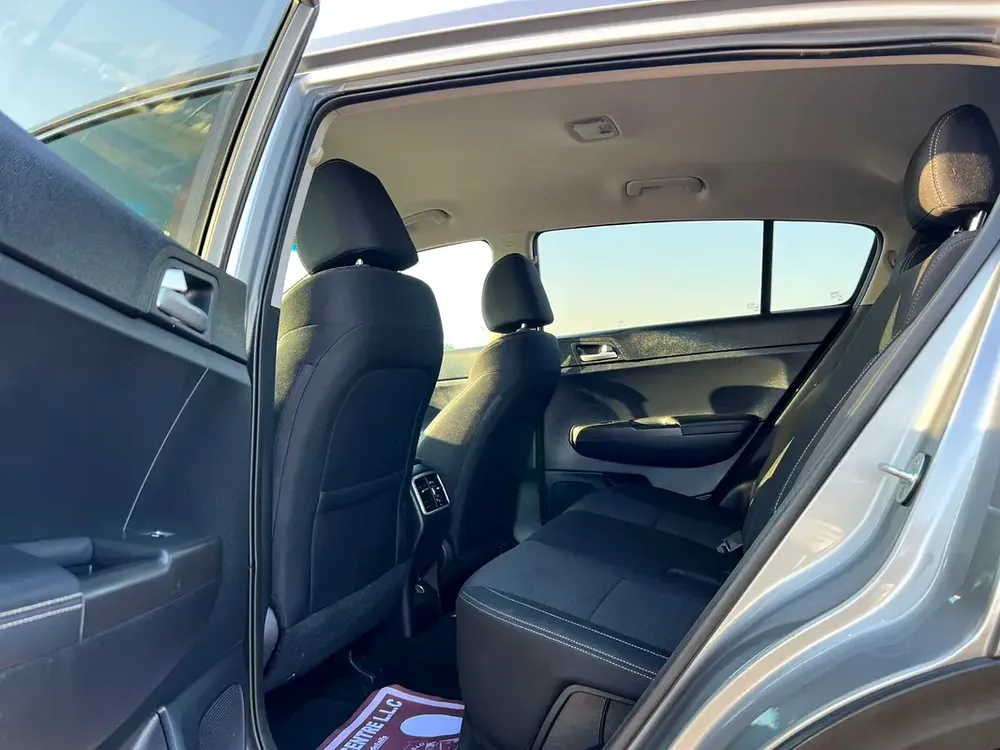 2020 Kia Spotage LX Mid-Option - 2.4L V4 - Rear Camera - Electric Seat - Image 15