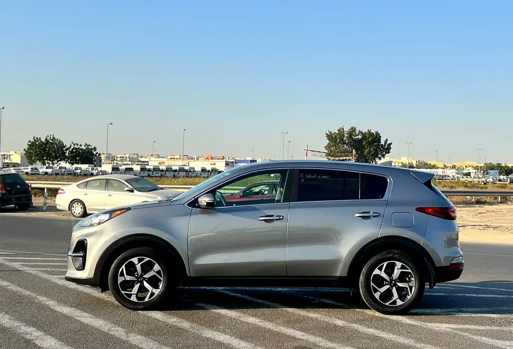 2020 Kia Spotage LX Mid-Option - 2.4L V4 - Rear Camera - Electric Seat - Image 5