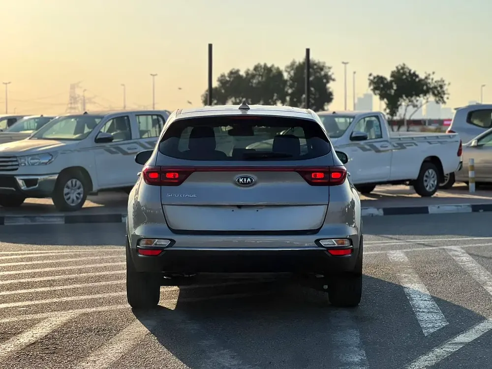 2020 Kia Spotage LX Mid-Option - 2.4L V4 - Rear Camera - Electric Seat - Image 9