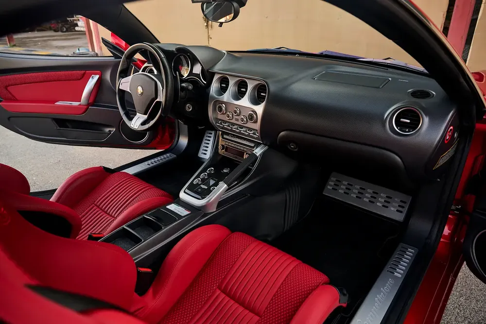 Alfa Romeo 8C Competizione - Image 13