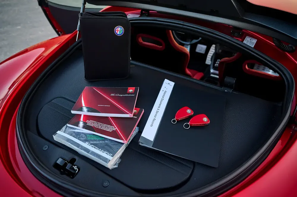 Alfa Romeo 8C Competizione - Image 17