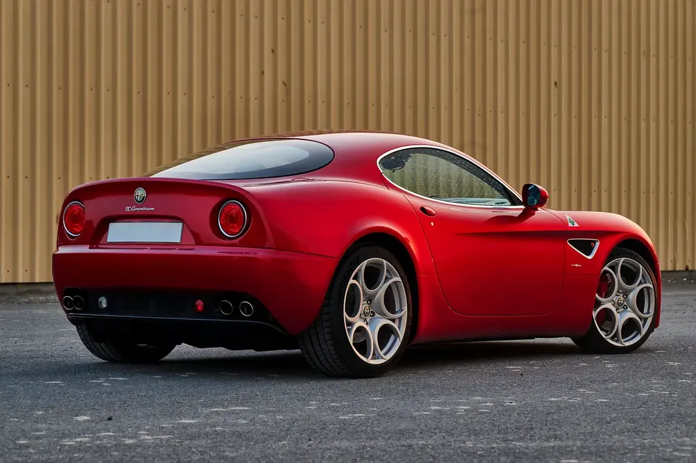 Alfa Romeo 8C Competizione - Image 20