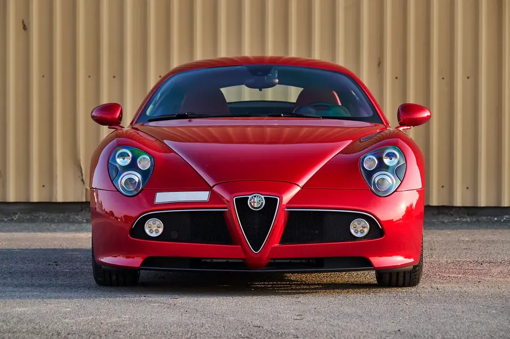 Alfa Romeo 8C Competizione - Image 8