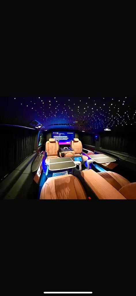 2025 Mercedes-Benz V-Class V 300 | GCC Specs | Brand New Luxury Van - Image 11