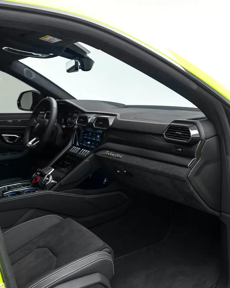 2023 Lamborghini Urus S - Image 13