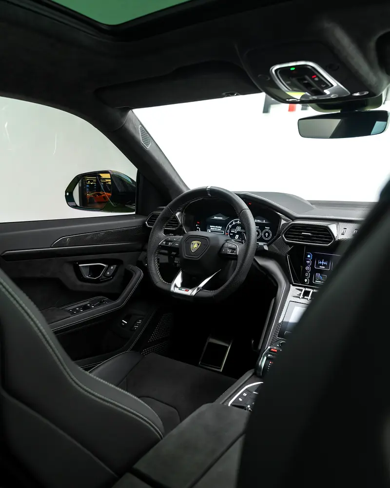 2023 Lamborghini Urus S - Image 16