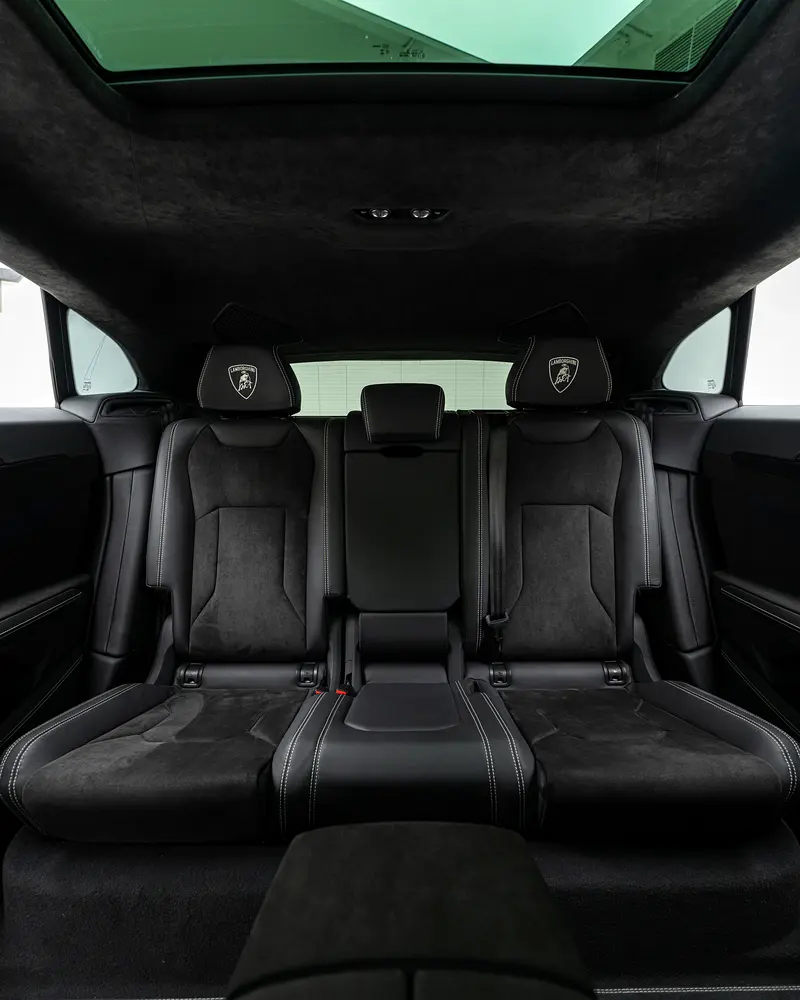 2023 Lamborghini Urus S - Image 19