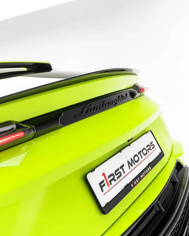 2023 Lamborghini Urus S - Image 8