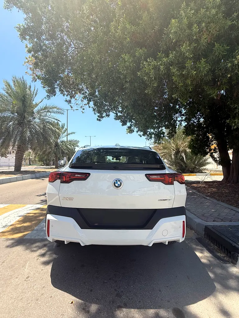 BMW X2 18i , Full option , 5 years service and warranty - Image 5