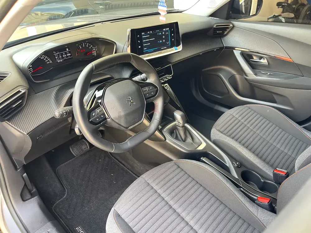 No Accident / Original Paint / Full Service History / GCC Specs / 2023 Peugeot 2008 Active 1.6L - Image 10