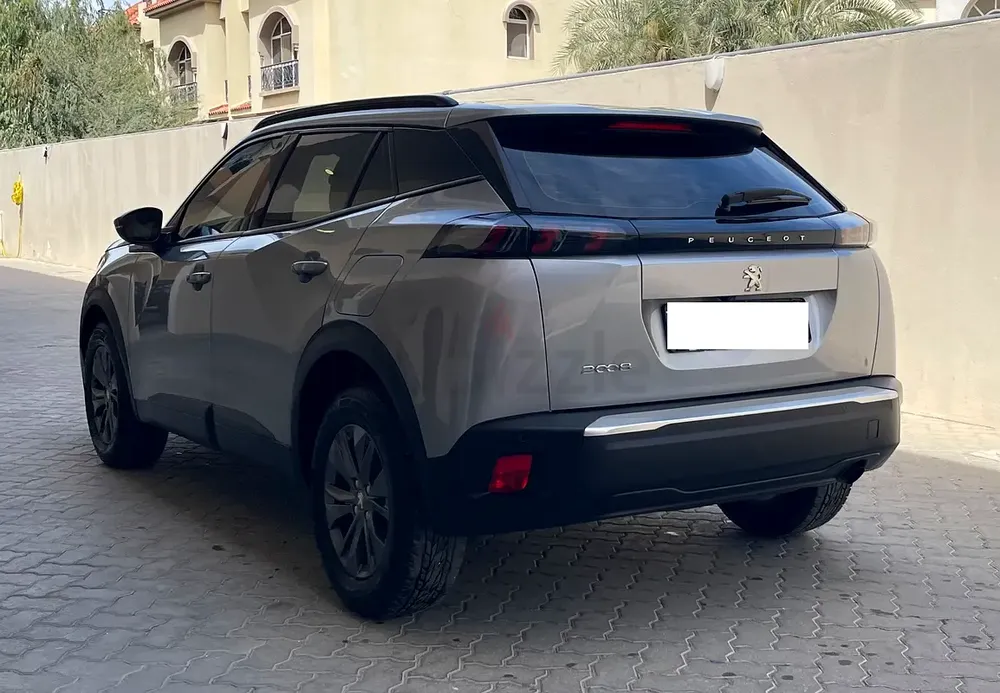 No Accident / Original Paint / Full Service History / GCC Specs / 2023 Peugeot 2008 Active 1.6L - Image 5