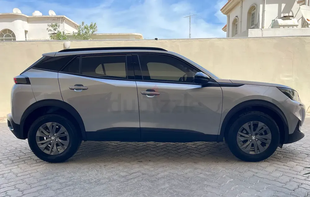 No Accident / Original Paint / Full Service History / GCC Specs / 2023 Peugeot 2008 Active 1.6L - Image 8