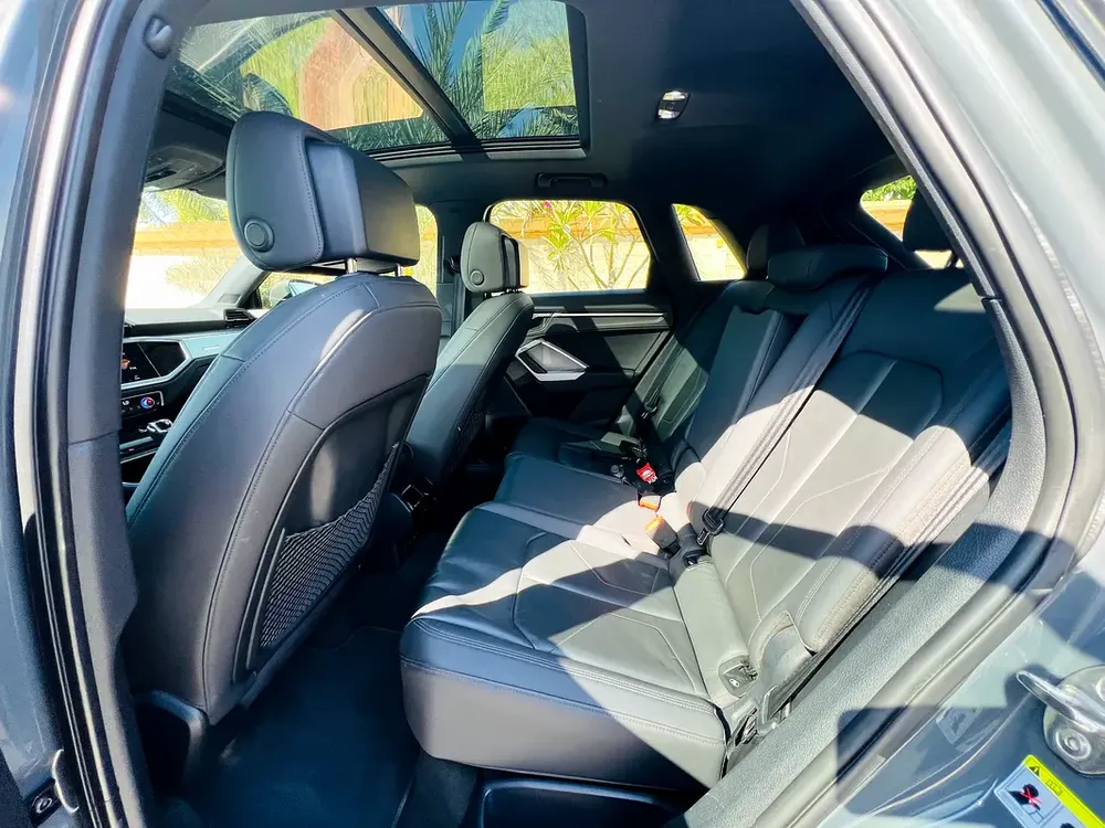 2019 Audi Q3 full options - Image 9