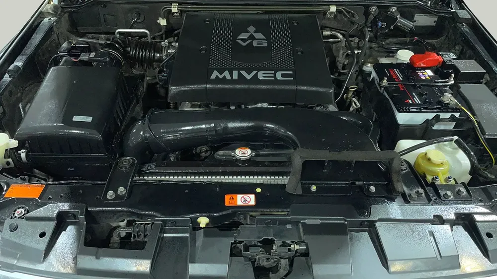 AED 1,044/m | 0 DP | Free 3 Months Warranty | Service History | 30D Return | MITSUBISHI PAJERO 2020 - Image 13