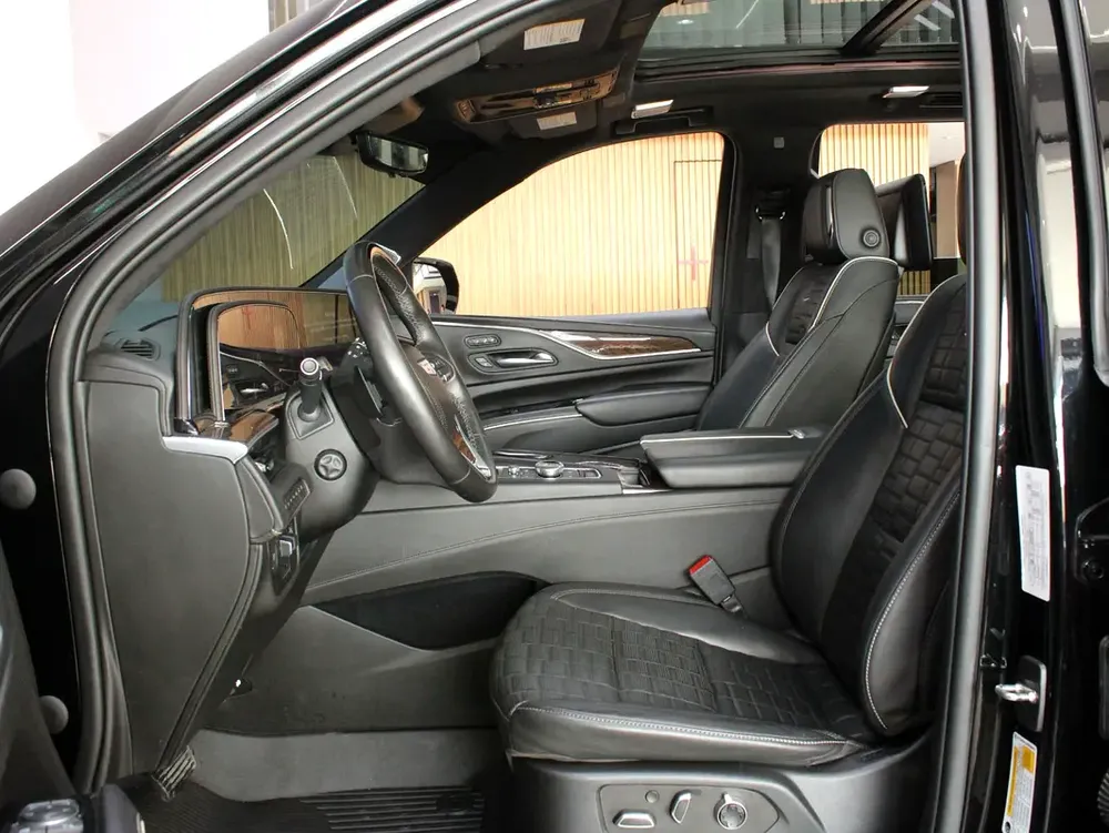 2022 - Cadillac Escalade Sport Platinum - Image 11
