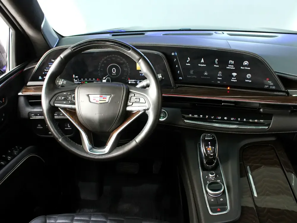 2022 - Cadillac Escalade Sport Platinum - Image 16