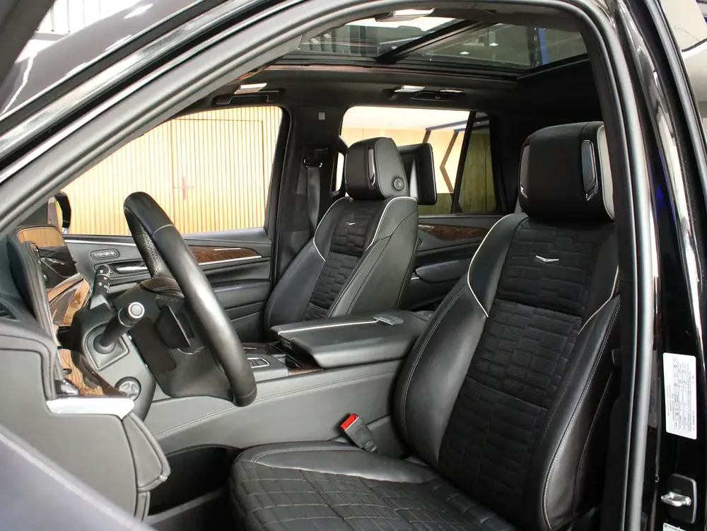 2022 - Cadillac Escalade Sport Platinum - Image 9