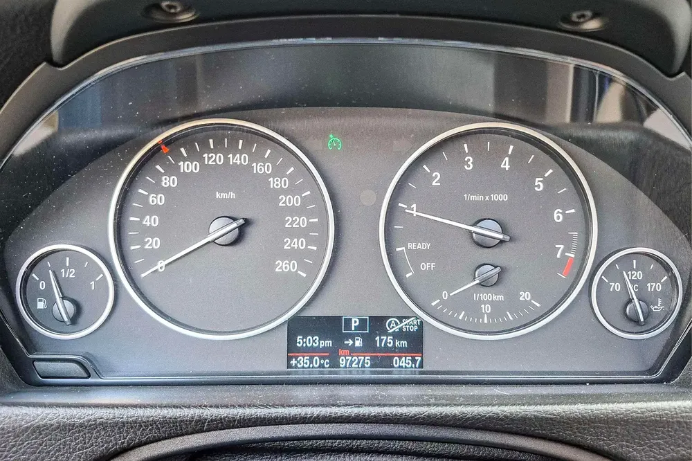 AED 908/month | 2018 BMW 3-Series 318i | GCC Specs | Ref#458304 - Image 14