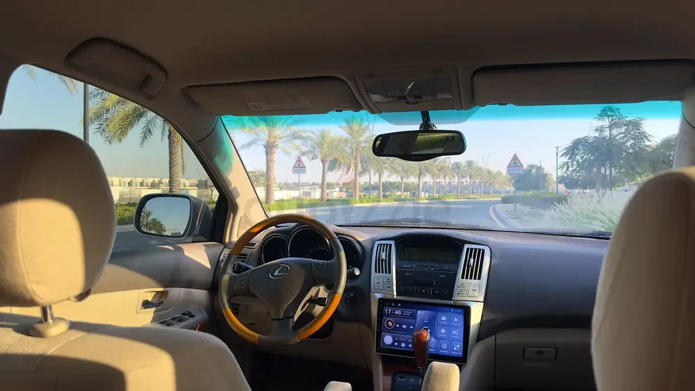 Lexus RX 330 - Image 4
