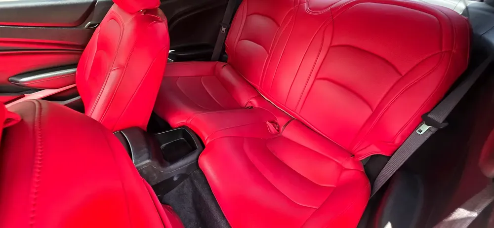 Chevrolet Camaro 2021 1LT V6 - Image 13