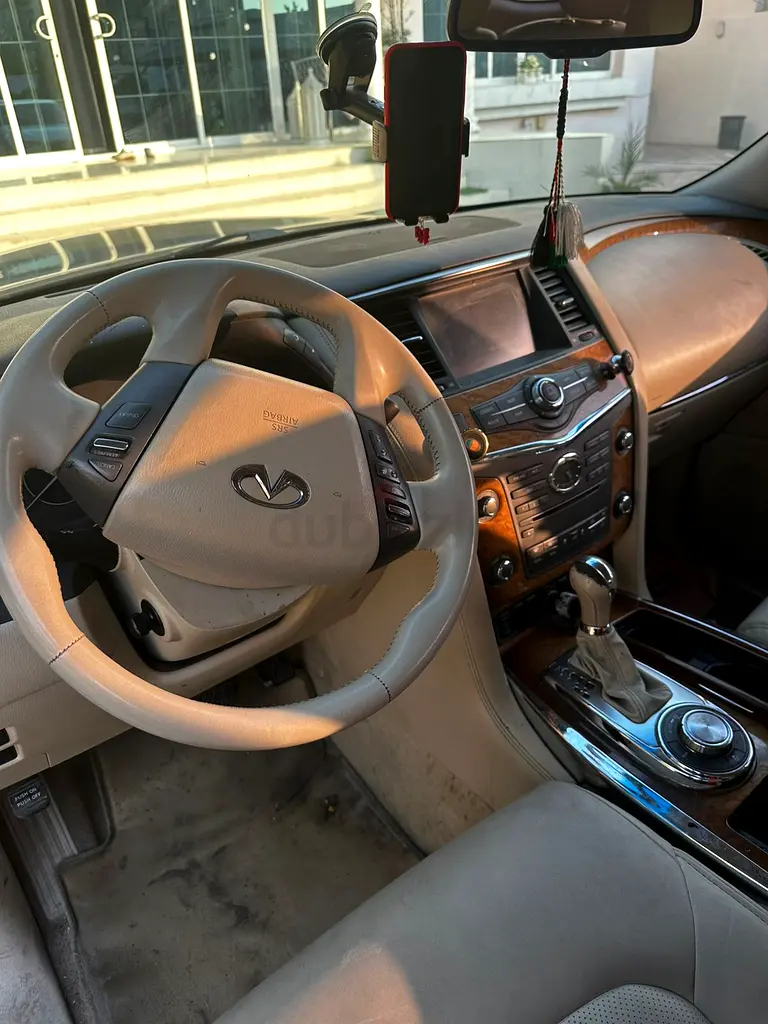 Infiniti QX56 Premium 2013 | GCC Specs | Full Option - Image 6