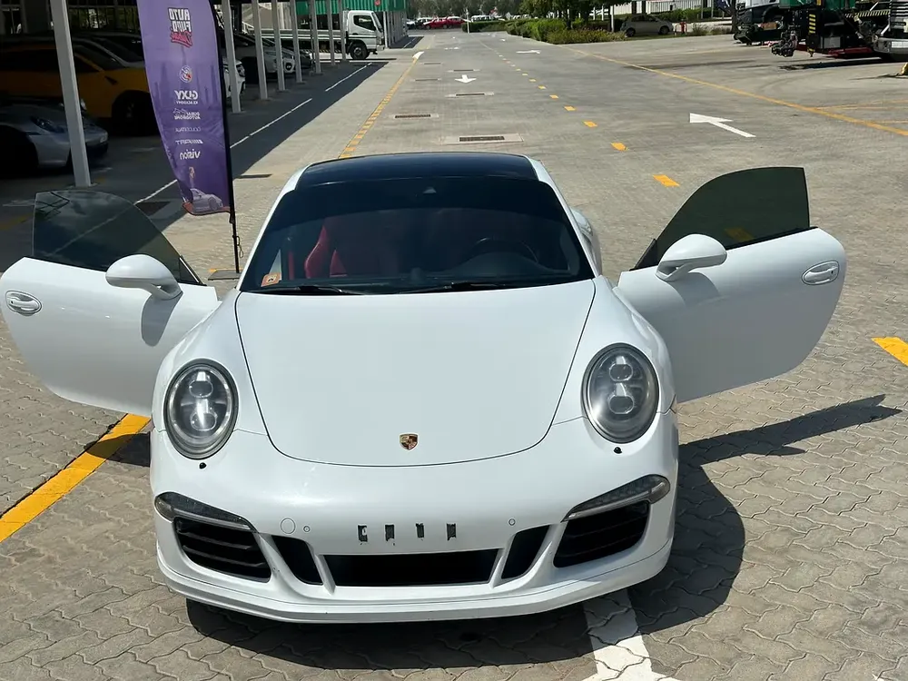 2016 Porsche 911 Carrera 4 GTS - GCC Specs - Image 5