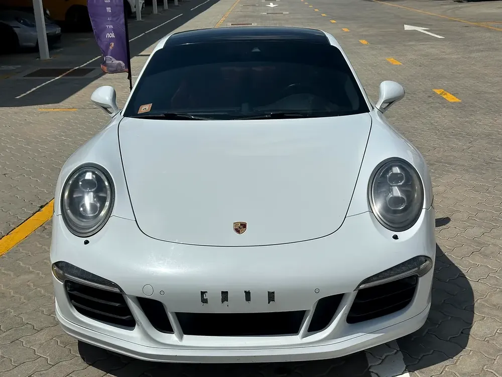2016 Porsche 911 Carrera 4 GTS - GCC Specs - Image 6