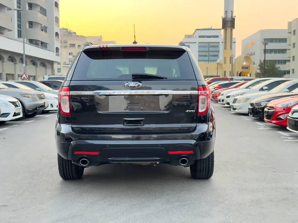 Ford Explorer 2013 GCC Spec , 4x4 accident free, fully automatic, excellent condition - Image 7