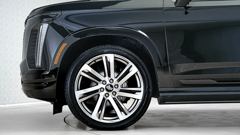 Sport Platinum ESV | AED 9,082 PM | Warranty - Service  December 2030 | GCC - Image 12