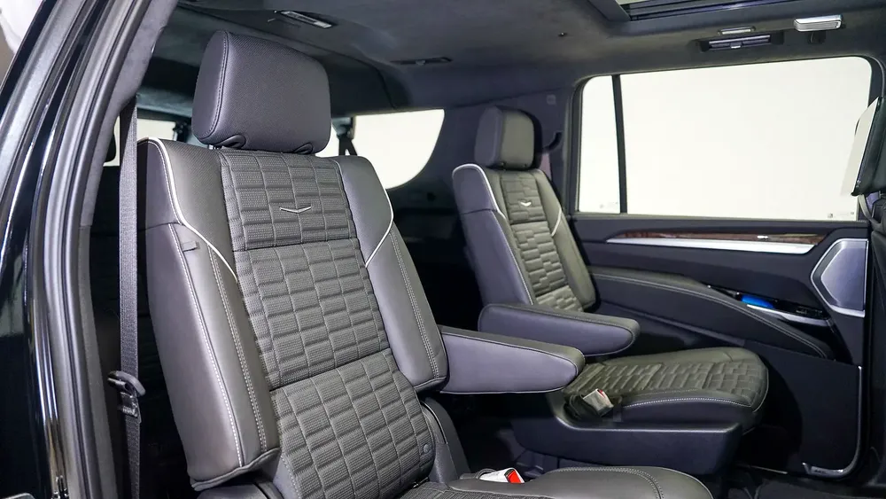 Sport Platinum ESV | AED 9,082 PM | Warranty - Service  December 2030 | GCC - Image 7