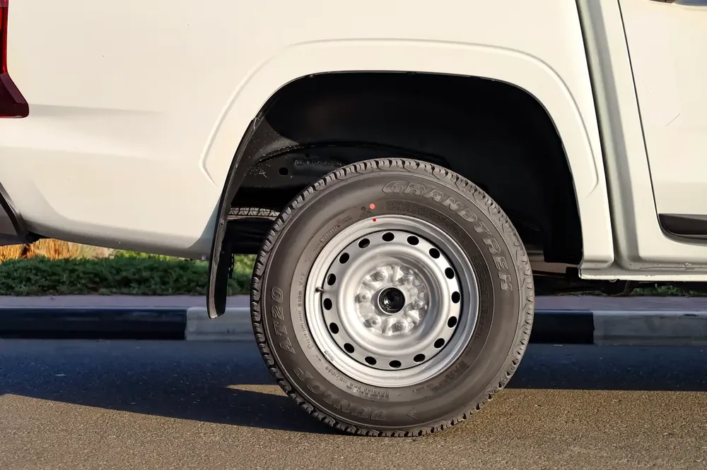 Mitsubishi L200 2.4L DIESEL | D.CABIN 4X4 GL | 5MT MID-LINE  | 2026 MODEL - Image 11