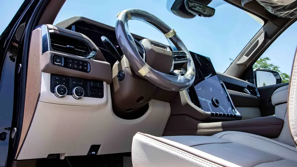 GMC Yukon Denali Black Edition 6.2L V8 | 2025 | 4 Years Agency Warranty & Service Contract - Image 14
