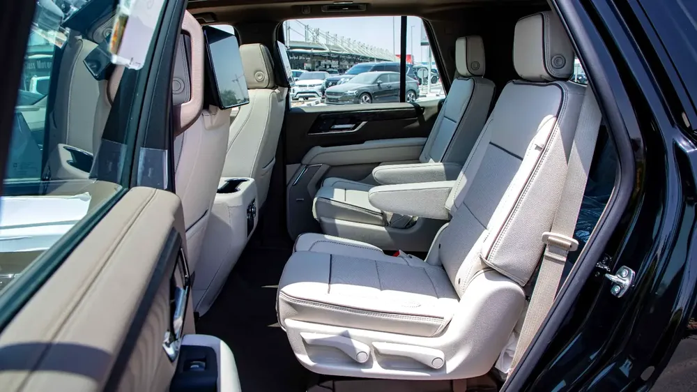 GMC Yukon Denali Black Edition 6.2L V8 | 2025 | 4 Years Agency Warranty & Service Contract - Image 15
