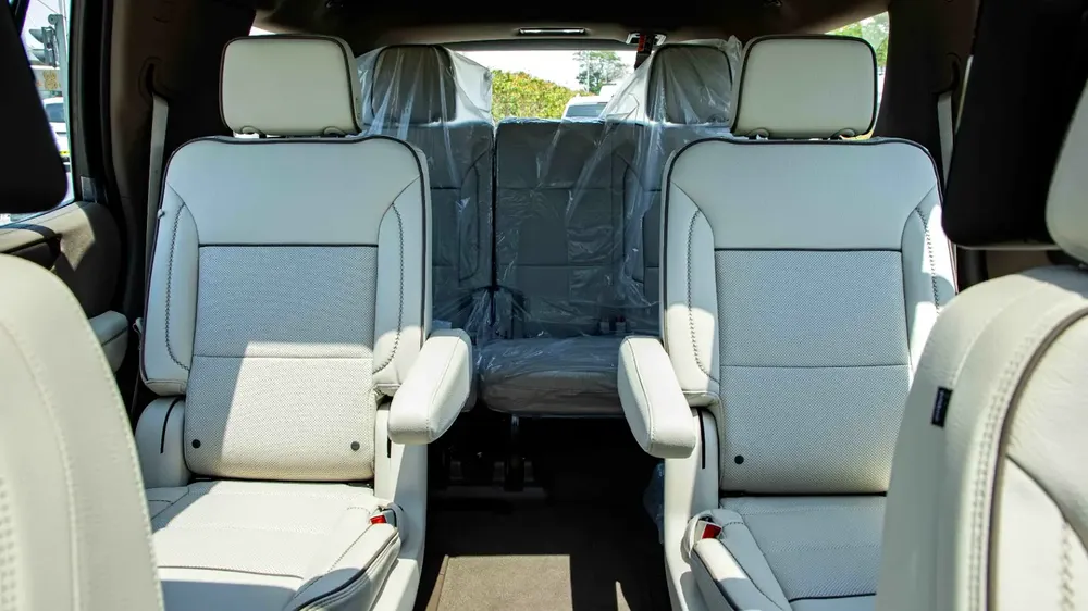 GMC Yukon Denali Black Edition 6.2L V8 | 2025 | 4 Years Agency Warranty & Service Contract - Image 18