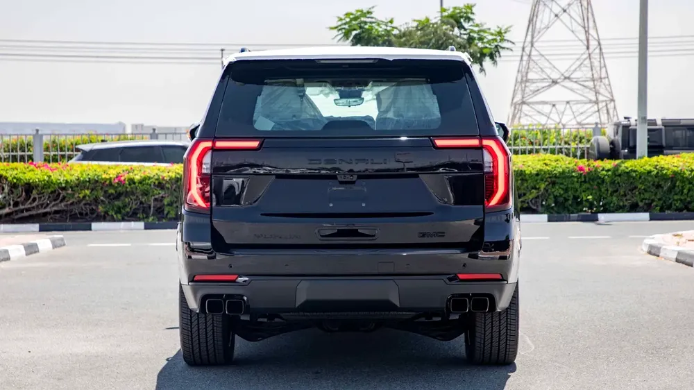 GMC Yukon Denali Black Edition 6.2L V8 | 2025 | 4 Years Agency Warranty & Service Contract - Image 7