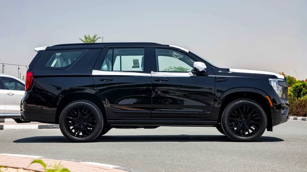 GMC Yukon Denali Black Edition 6.2L V8 | 2025 | 4 Years Agency Warranty & Service Contract - Image 8