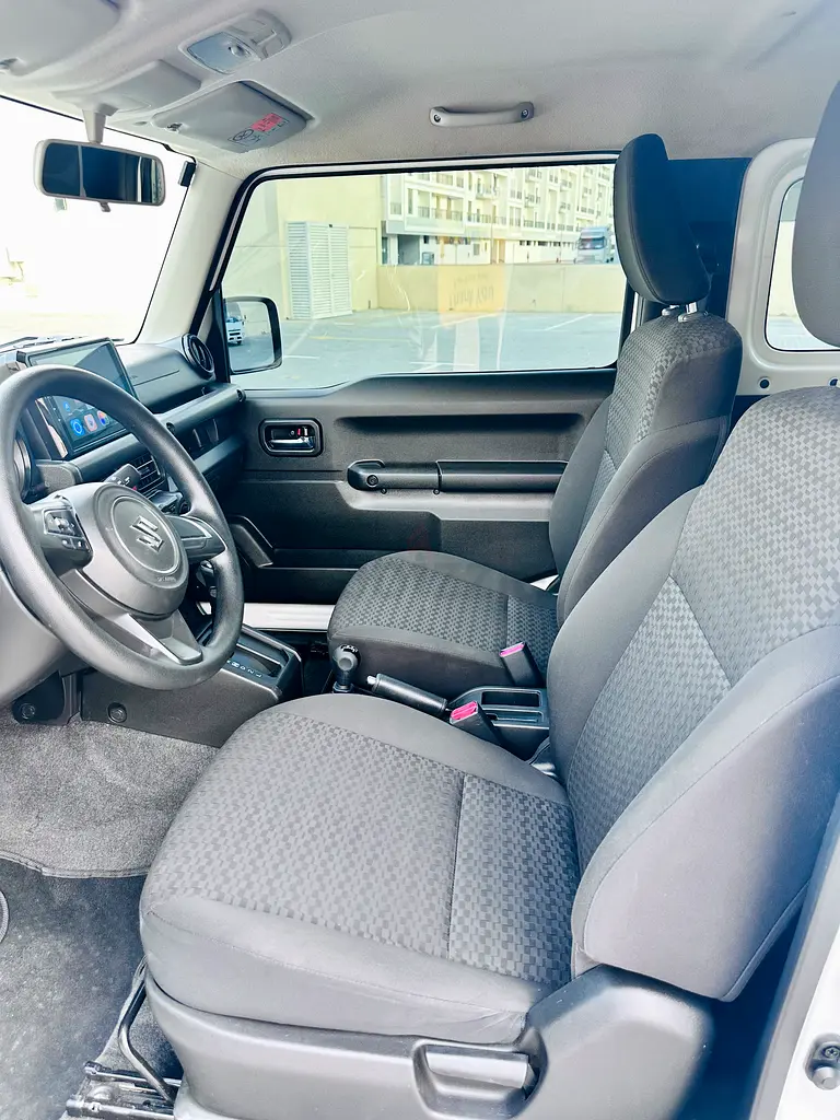 2021 Suzuki Jimny GL GCC Specs - Well Maintained - Image 10