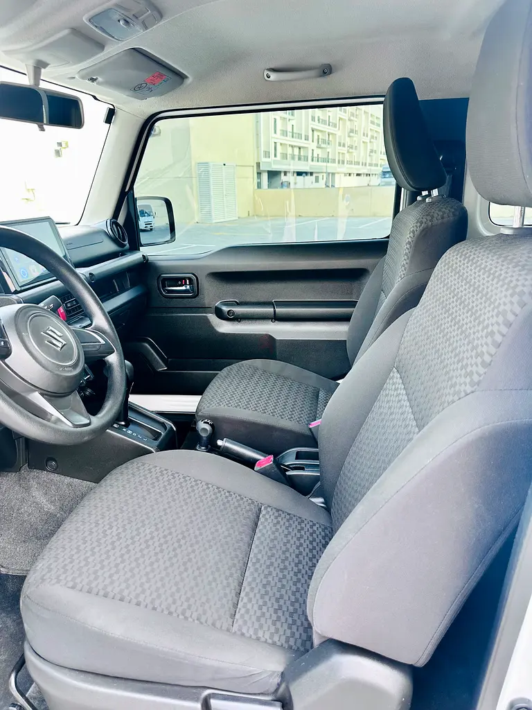 2021 Suzuki Jimny GL GCC Specs - Well Maintained - Image 12