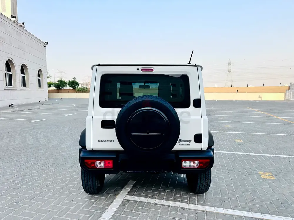 2021 Suzuki Jimny GL GCC Specs - Well Maintained - Image 16