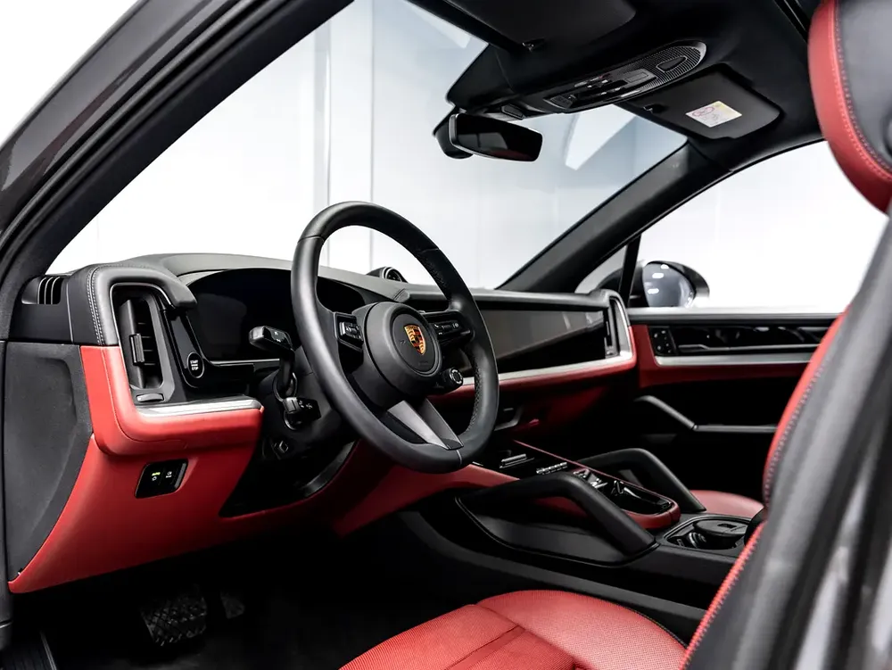 SUMMER STARTS NOW | EXCLUSIVE DEAL BY BLACKLINE, 2027 Porsche Warranty, Low KMs, GCC - Image 14