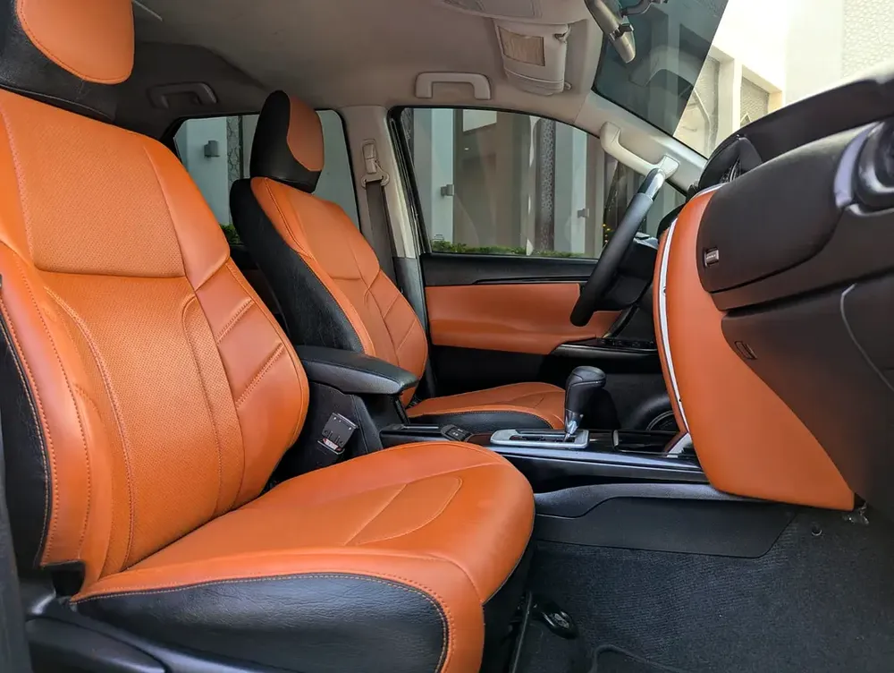 TOYOTA FORTUNER 2017 FACELIFTED 2025 GCC V4 2.7L 4X4 IN PERFECT CONDITION - Image 12