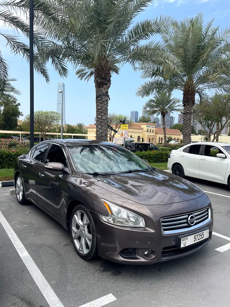 2015 Nissan Maxima SR 2 GCC  - Well Maintained - Image 4