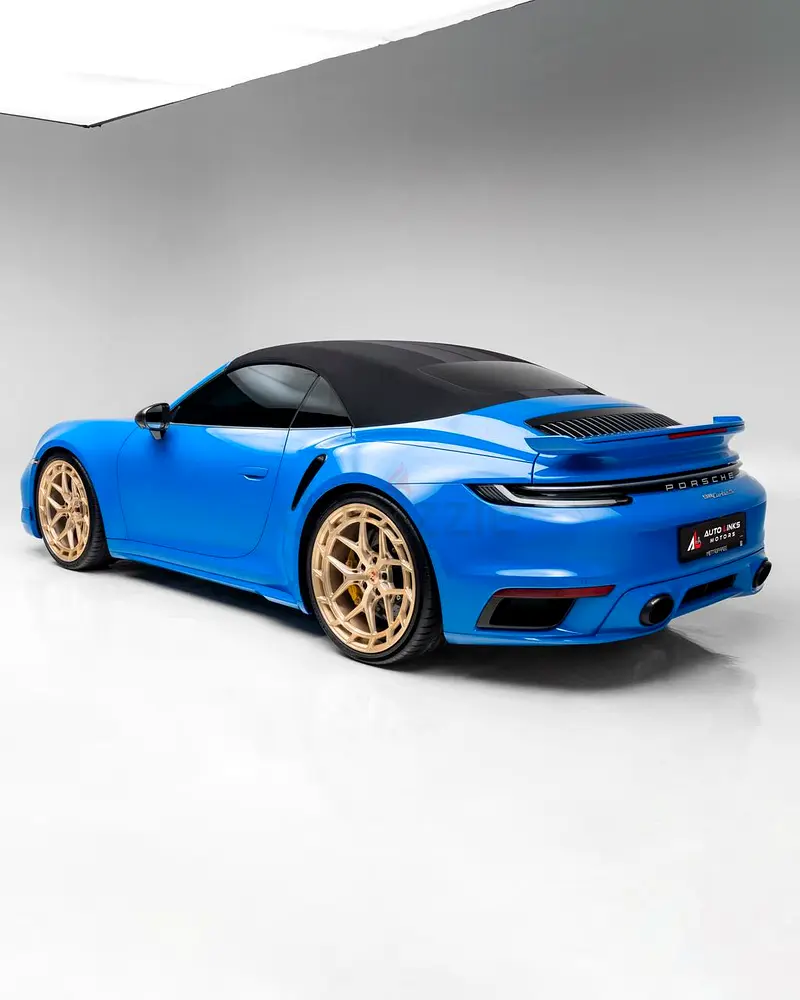 Porsche 911 Turbo S - Image 5