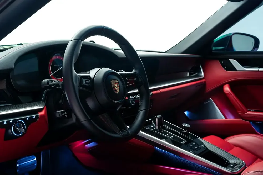 Porsche 911 Turbo S - Image 9
