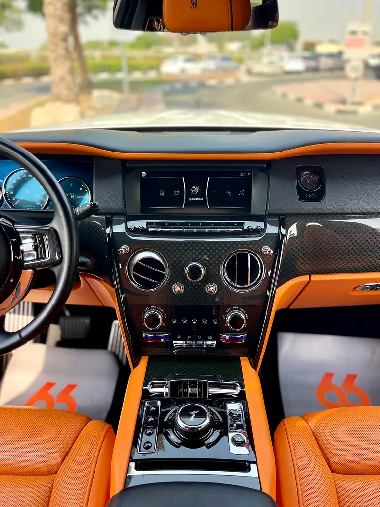 2021 Rolls Royce Cullinan European Specifications
Black Badge — Where Bold Meets Bespoke. - Image 11